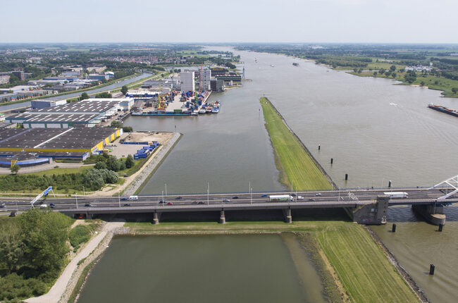 bedrijventerreinen nevengeul industrie